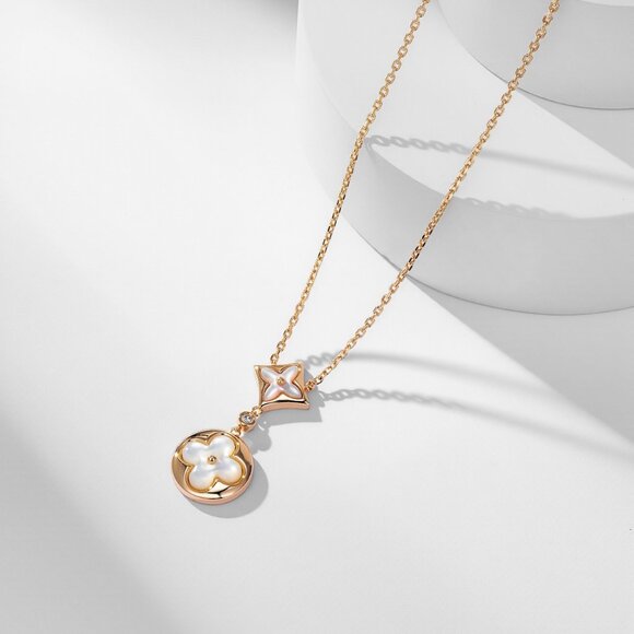 Louis Vuitton necklace - Picture 1 of 5